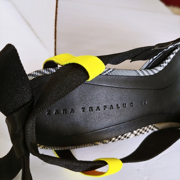 Zara Trafaulic Kitten Heels - Picture 8 of 8